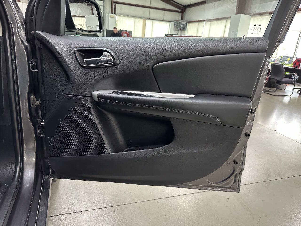 Used 2019 Dodge Journey SE w/ Premium Group FWD image 18