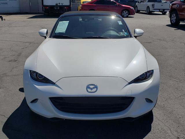 Certified 2023 MAZDA MX-5 Miata Grand Touring RWD image 2