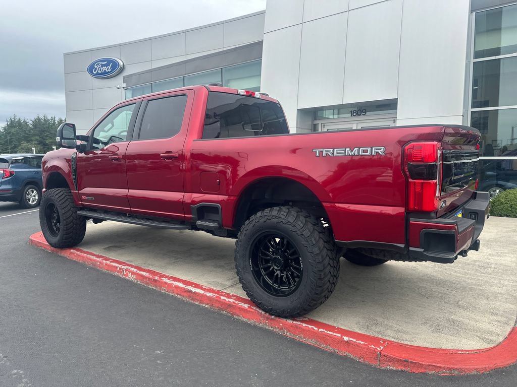 Used 2025 Ford F350 Platinum w/ Tremor Off-Road Package AWD/4WD image 2