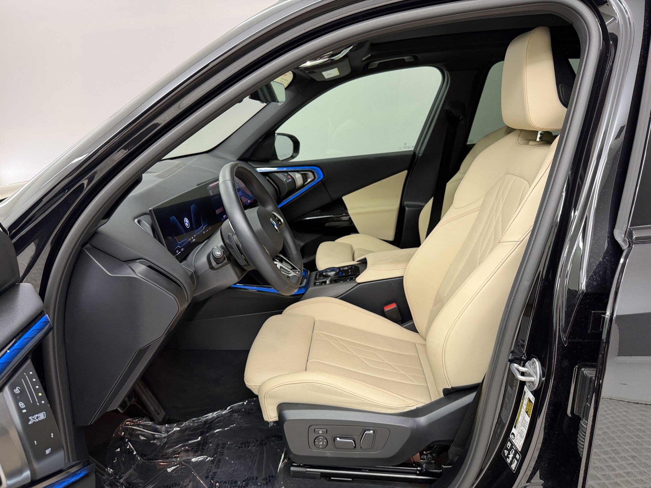 Used 2026 BMW X3 xDrive30i w/ M Sport Package AWD/4WD image 5