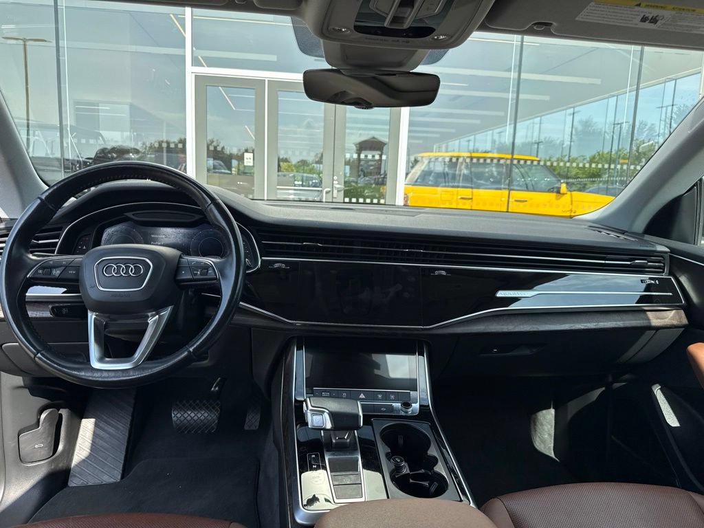 Used 2020 Audi Q8 Premium Plus AWD/4WD image 14