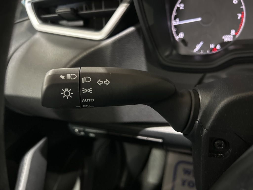 Used 2024 Toyota Corolla LE FWD image 18