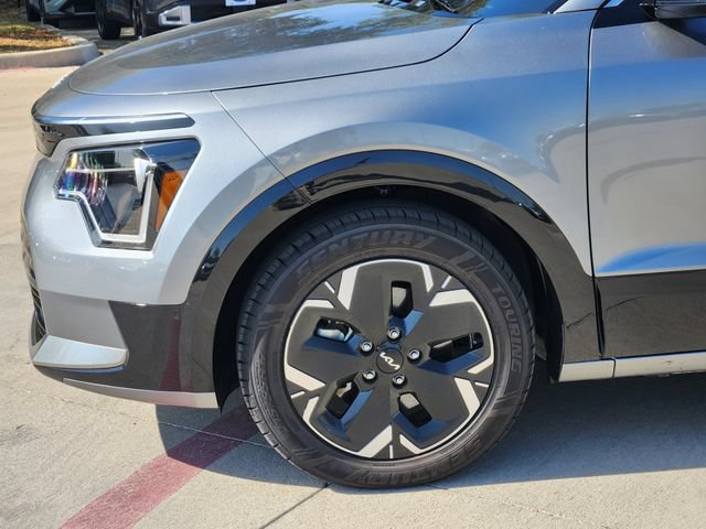 Certified 2024 Kia Niro Wind FWD image 8