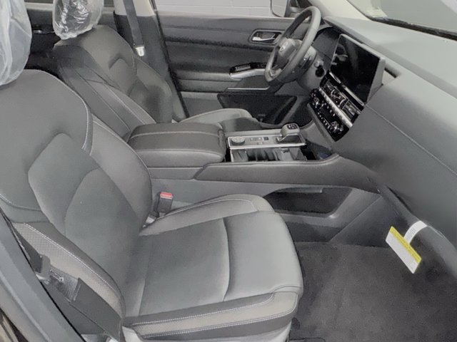 New 2026 Nissan Pathfinder SL AWD/4WD image 6