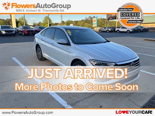Used 2019 Volkswagen Jetta SE image 1