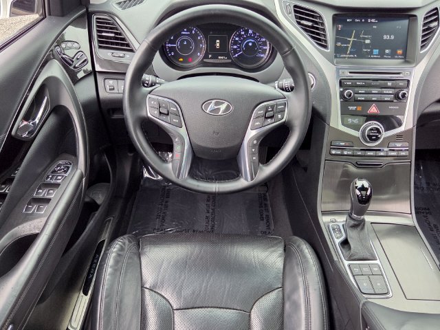 Used 2017 Hyundai Azera Limited FWD image 11