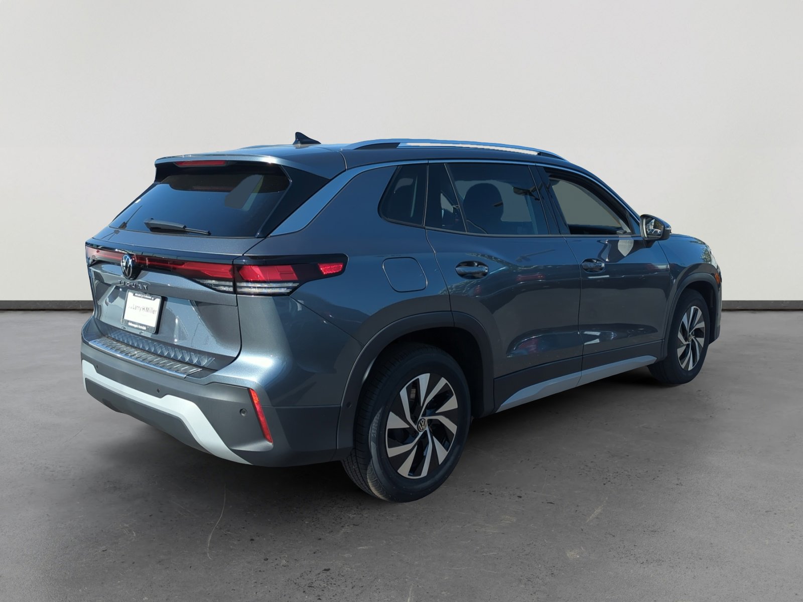 New 2025 Volkswagen Tiguan S image 5