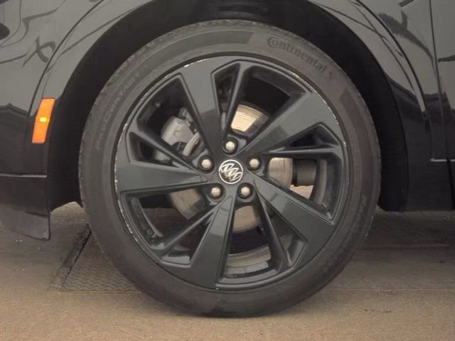 Used 2023 Buick Envision Essence w/ Sport Touring Package AWD/4WD image 20