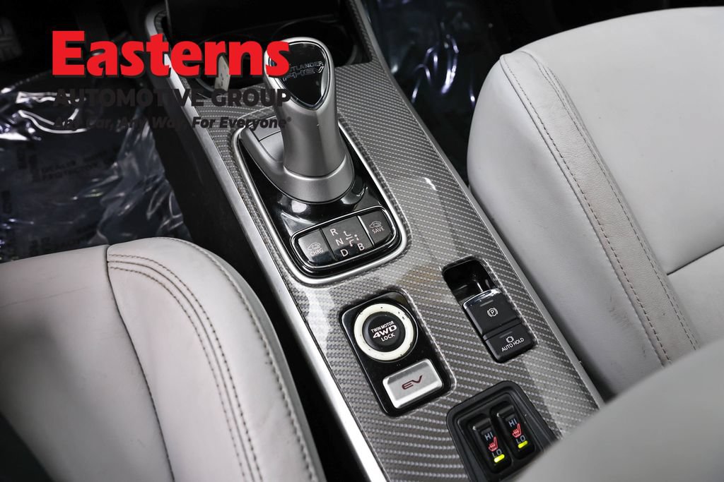 Used 2020 Mitsubishi Outlander SEL AWD/4WD image 12