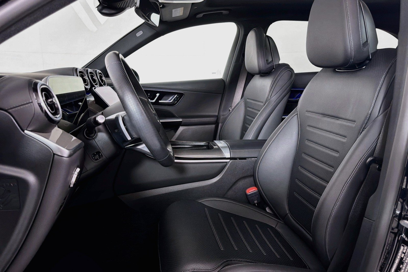 Used 2026 Mercedes-Benz GLC 300 image 18