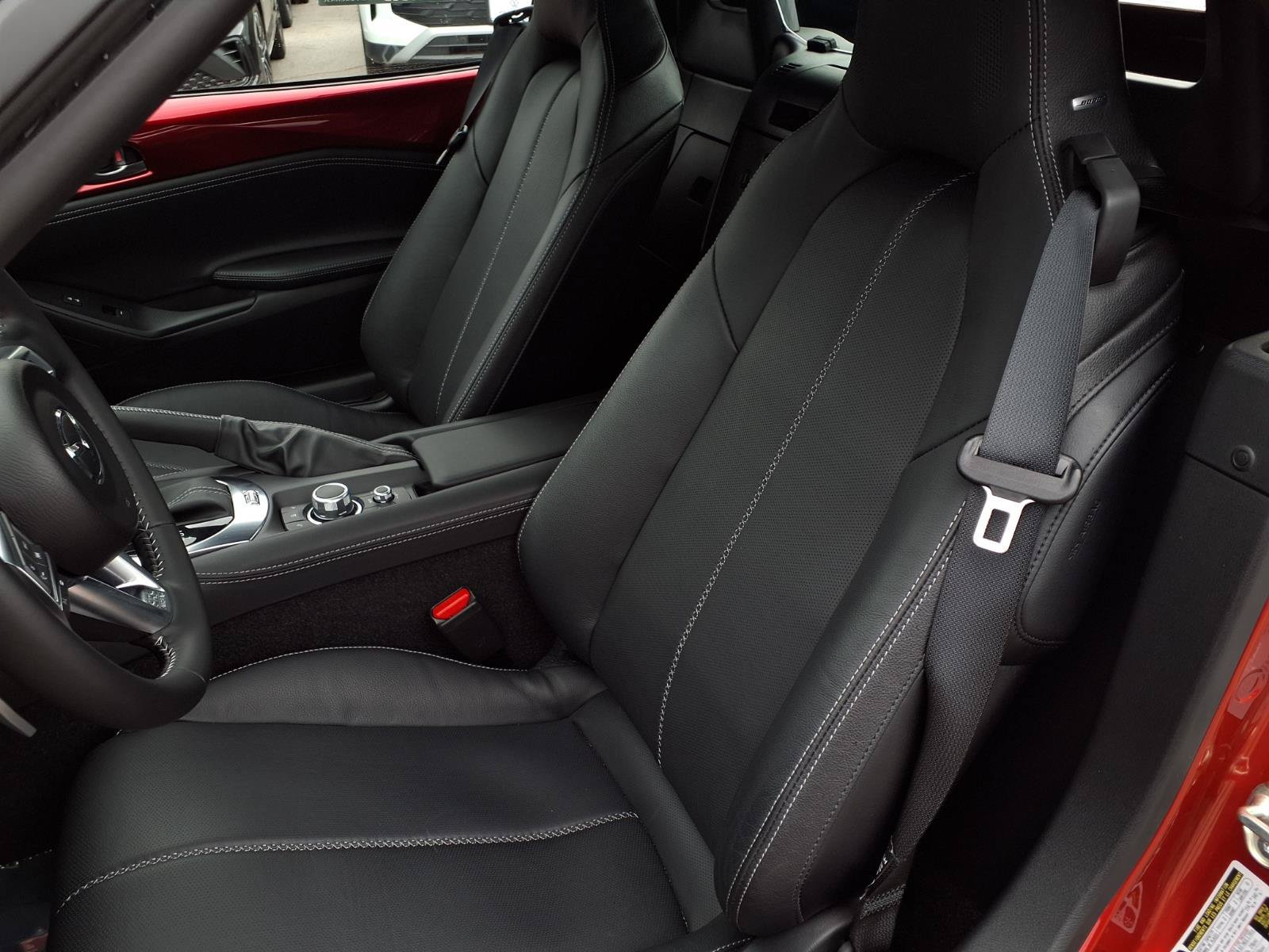 Certified 2026 MAZDA MX-5 Miata Grand Touring w/ Weather Package RWD image 18