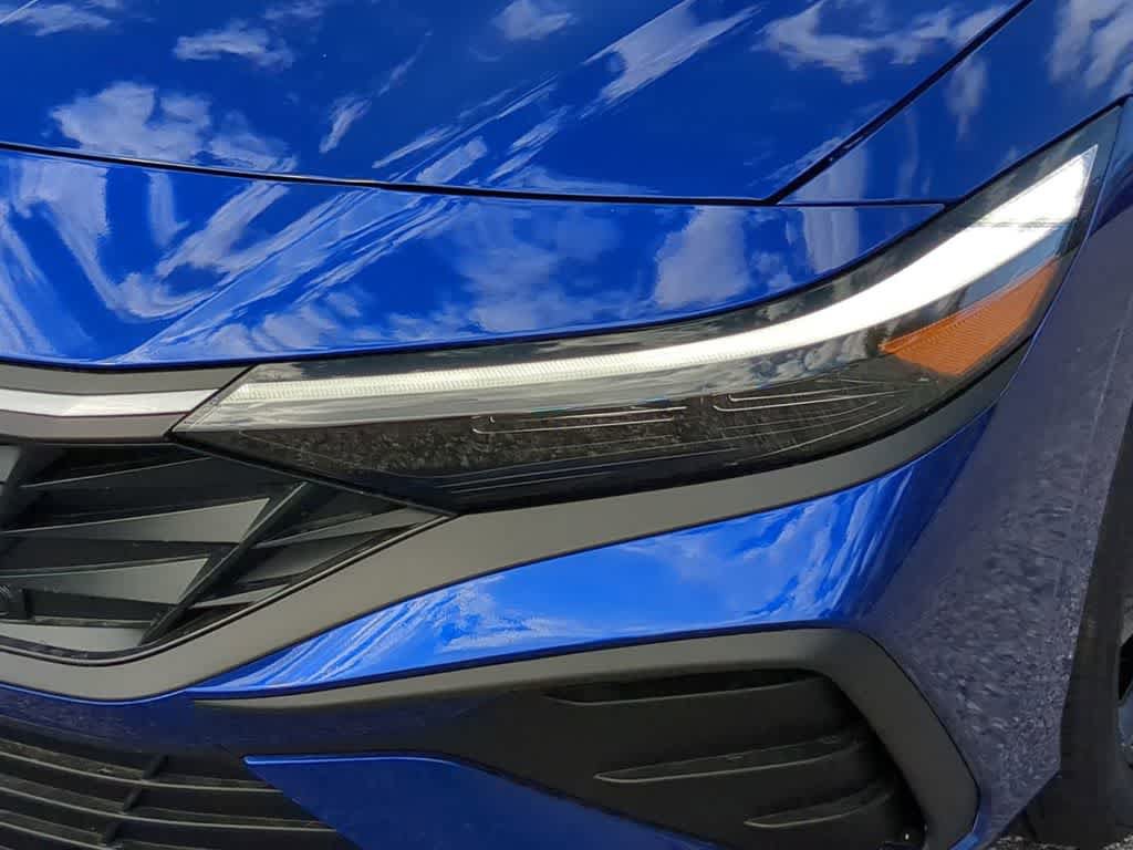 New 2026 Hyundai Elantra Sport FWD image 11