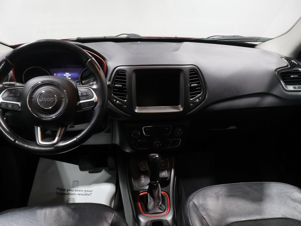 Used 2018 Jeep Compass Trailhawk w/ Cold Weather Group AWD/4WD image 16