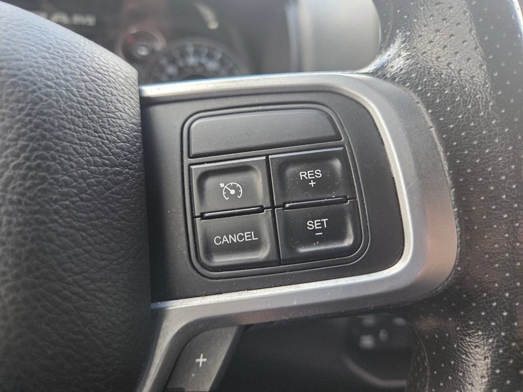 Used 2022 RAM 2500 Big Horn AWD/4WD image 14