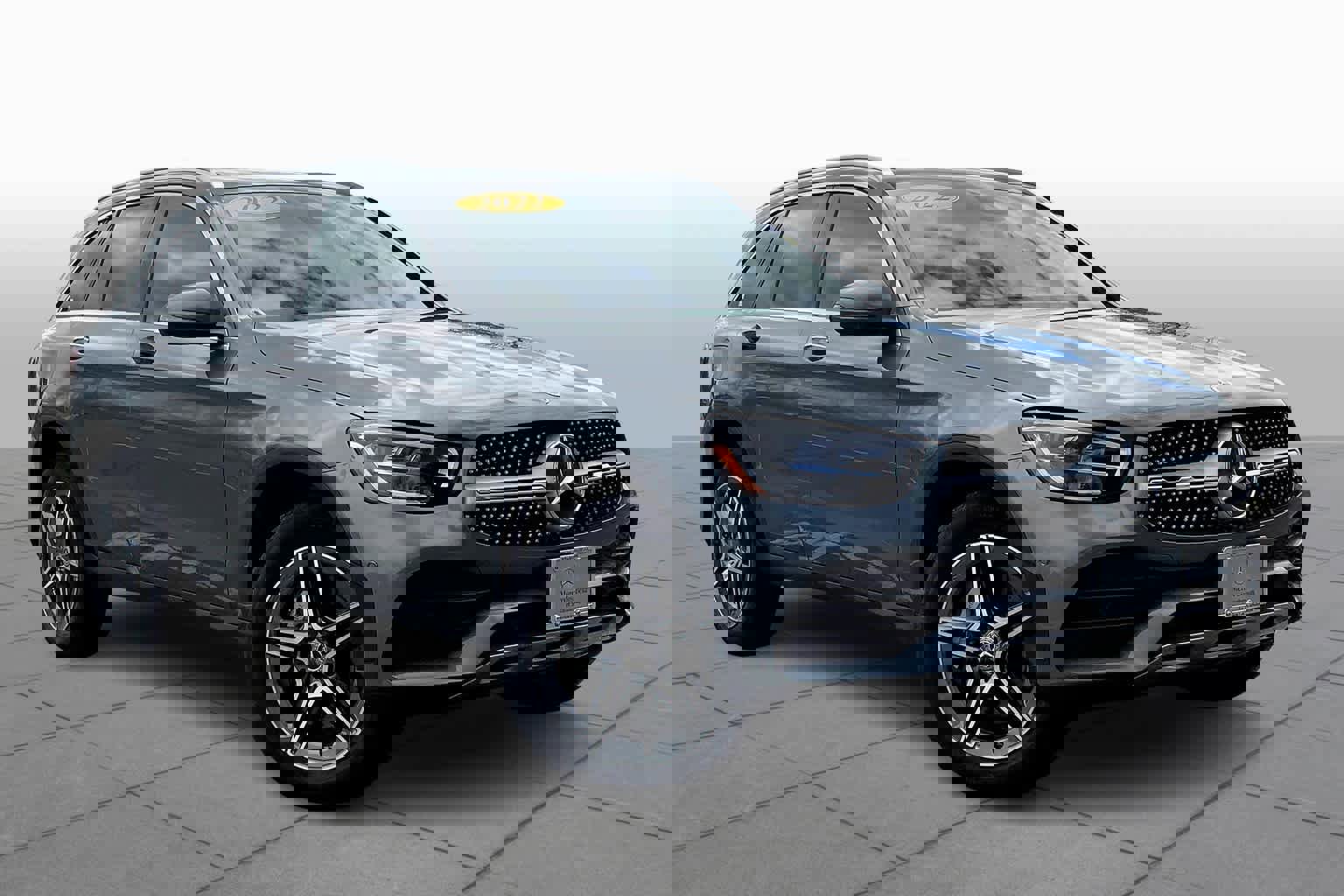 Certified 2022 Mercedes-Benz GLC 300 4MATIC image 2