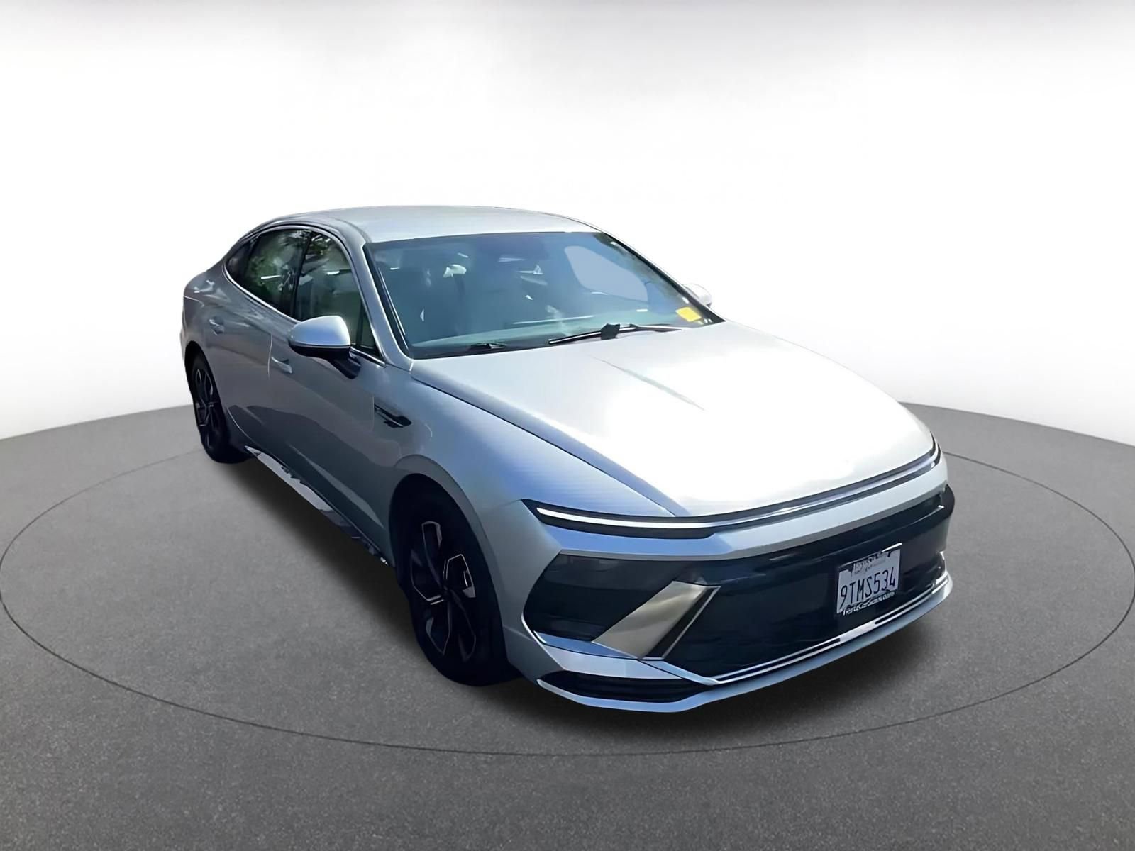 Used 2025 Hyundai Sonata SEL FWD image 3