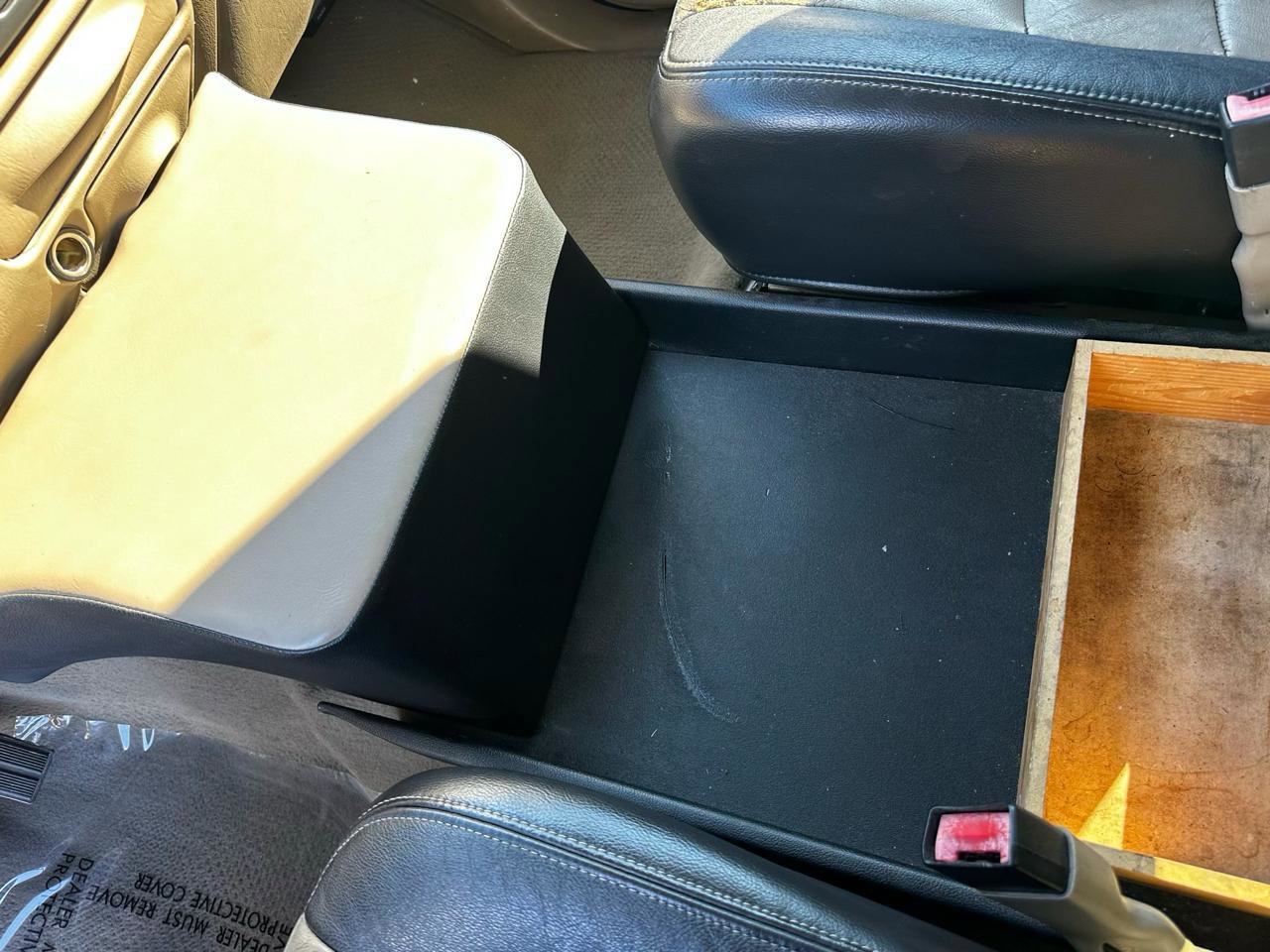 Used 2005 Ford Excursion Eddie Bauer image 28