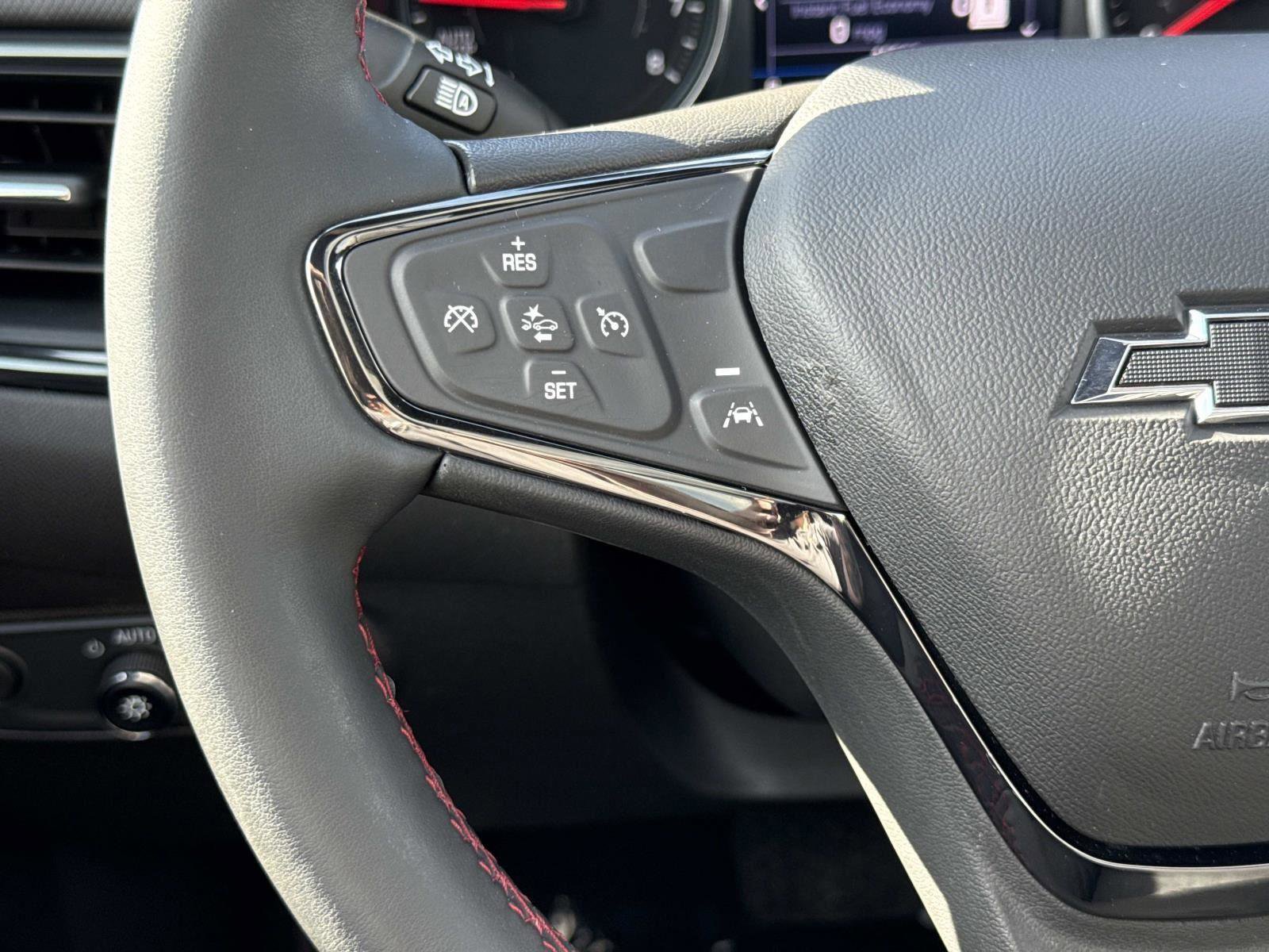 Used 2023 Chevrolet Equinox RS image 9