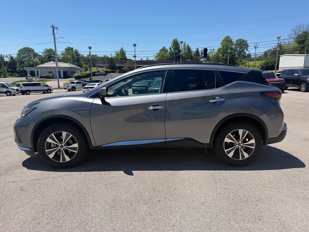 Used 2023 Nissan Murano SV AWD/4WD image 9