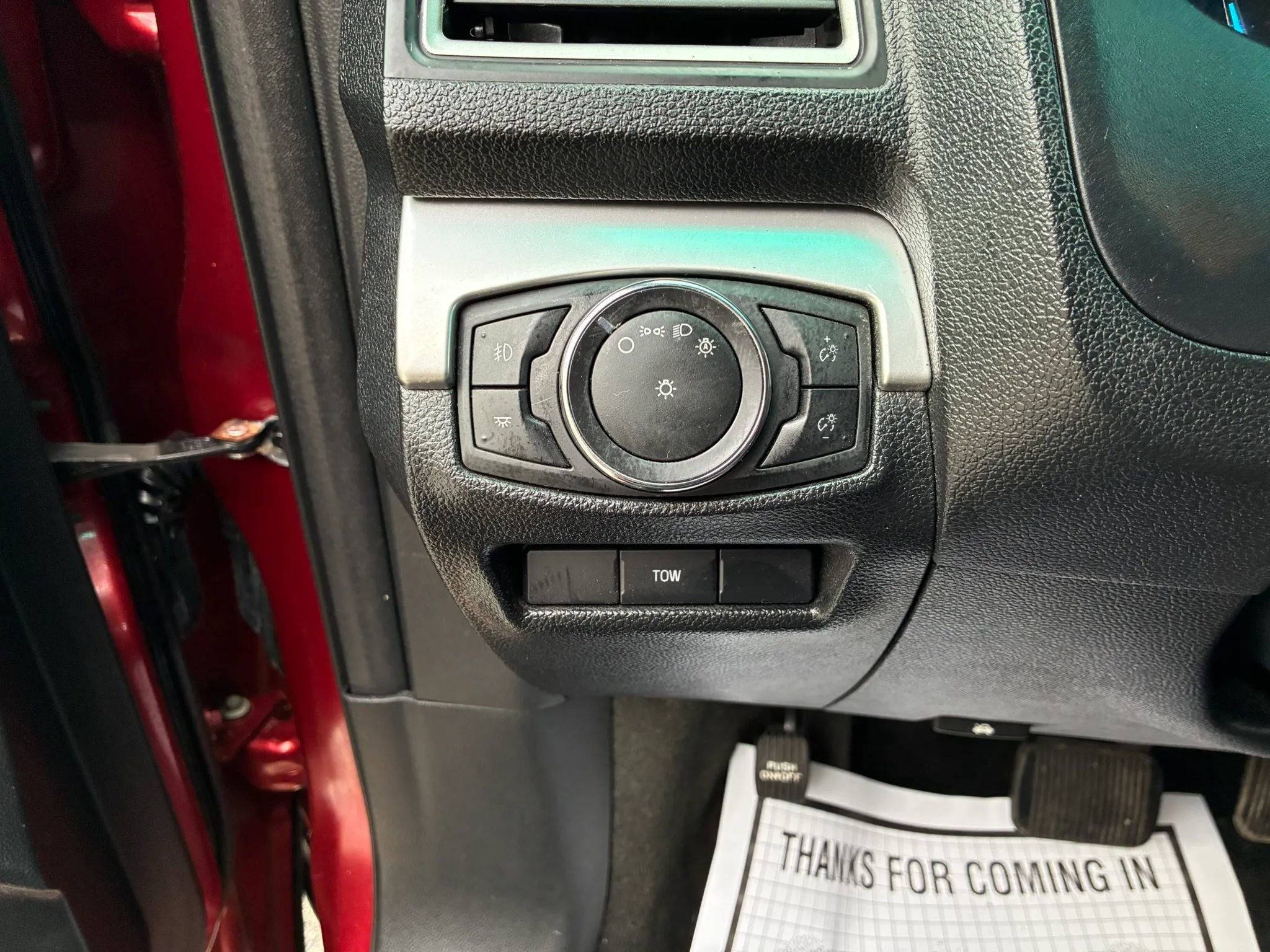 Used 2016 Ford Explorer XLT AWD/4WD image 29