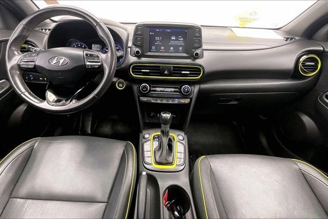 Used 2020 Hyundai Kona Limited w/ Cargo Package image 15