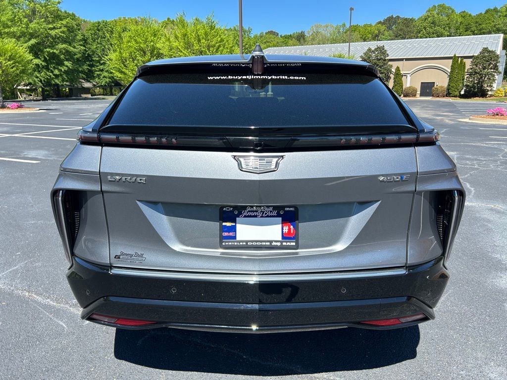 Used 2023 Cadillac Lyriq 2WD image 23