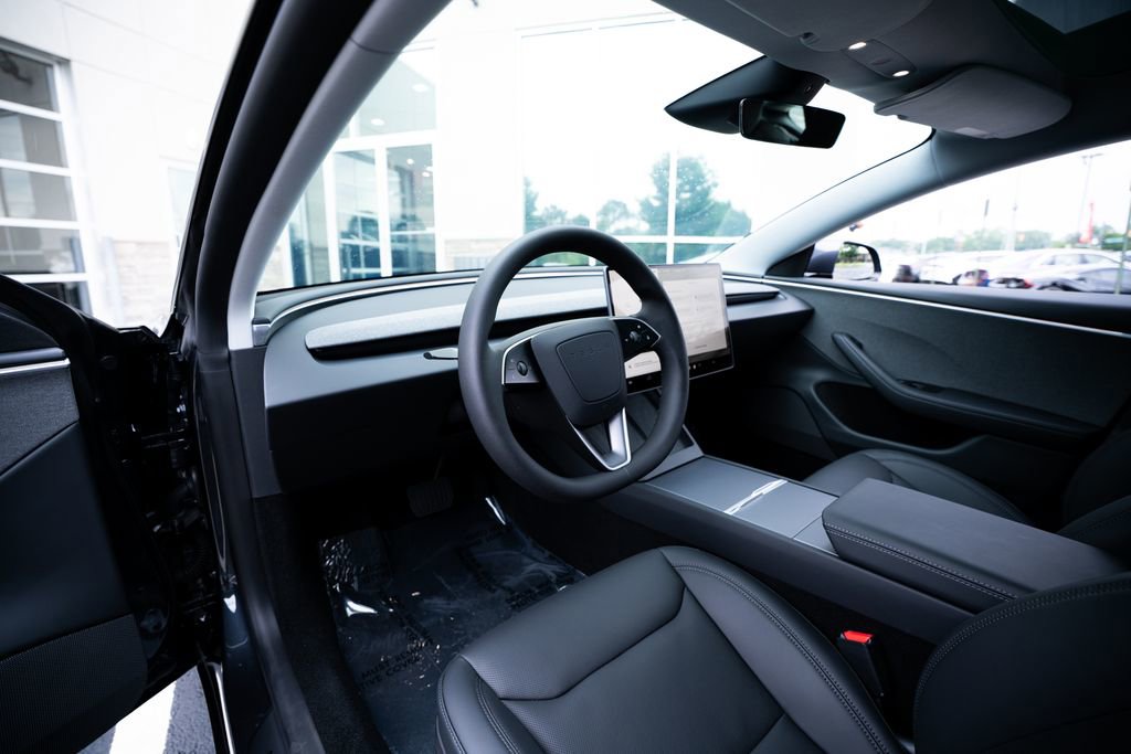 Used 2026 Tesla Model 3 RWD image 23