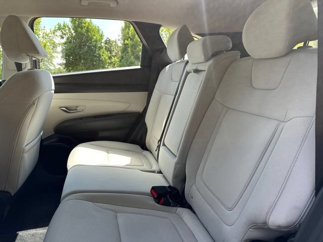 Certified 2025 Hyundai Tucson SE AWD/4WD image 16
