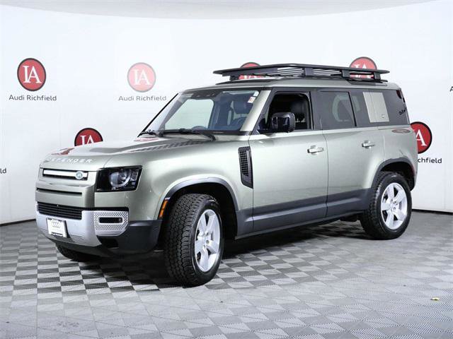 Used 2022 Land Rover Defender 110 SE image 4