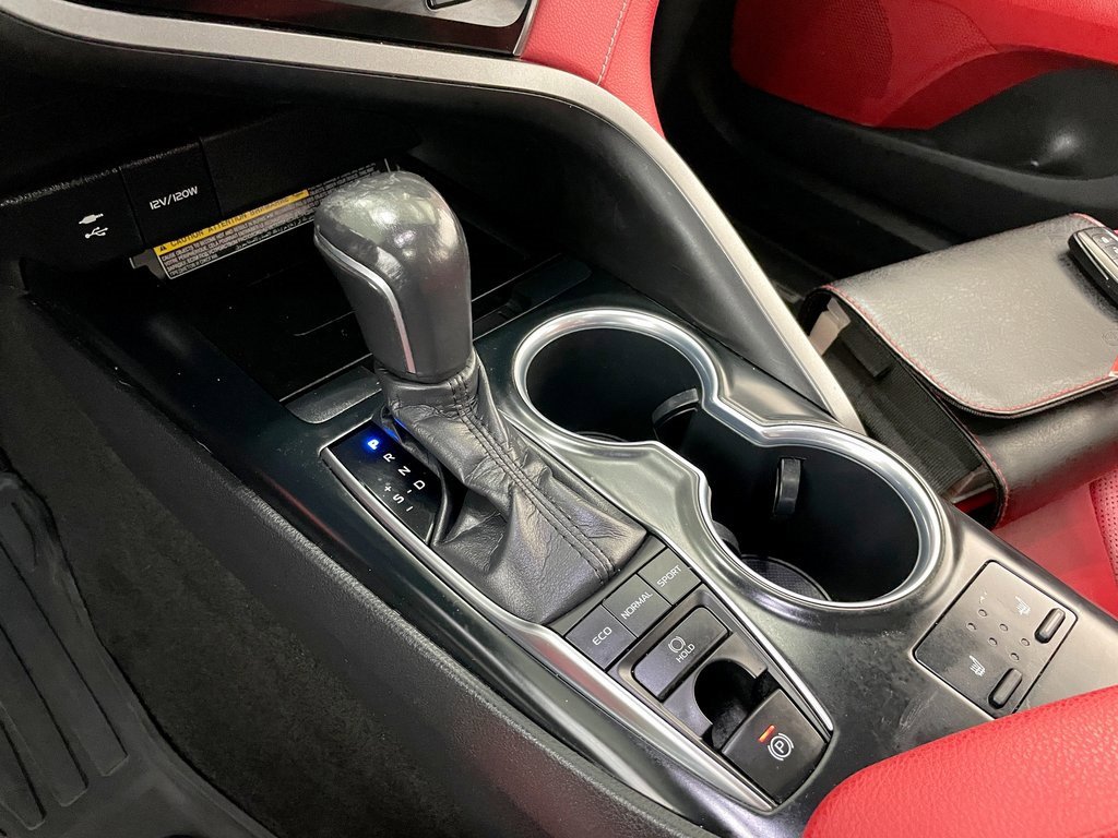 Used 2019 Toyota Camry XSE image 30