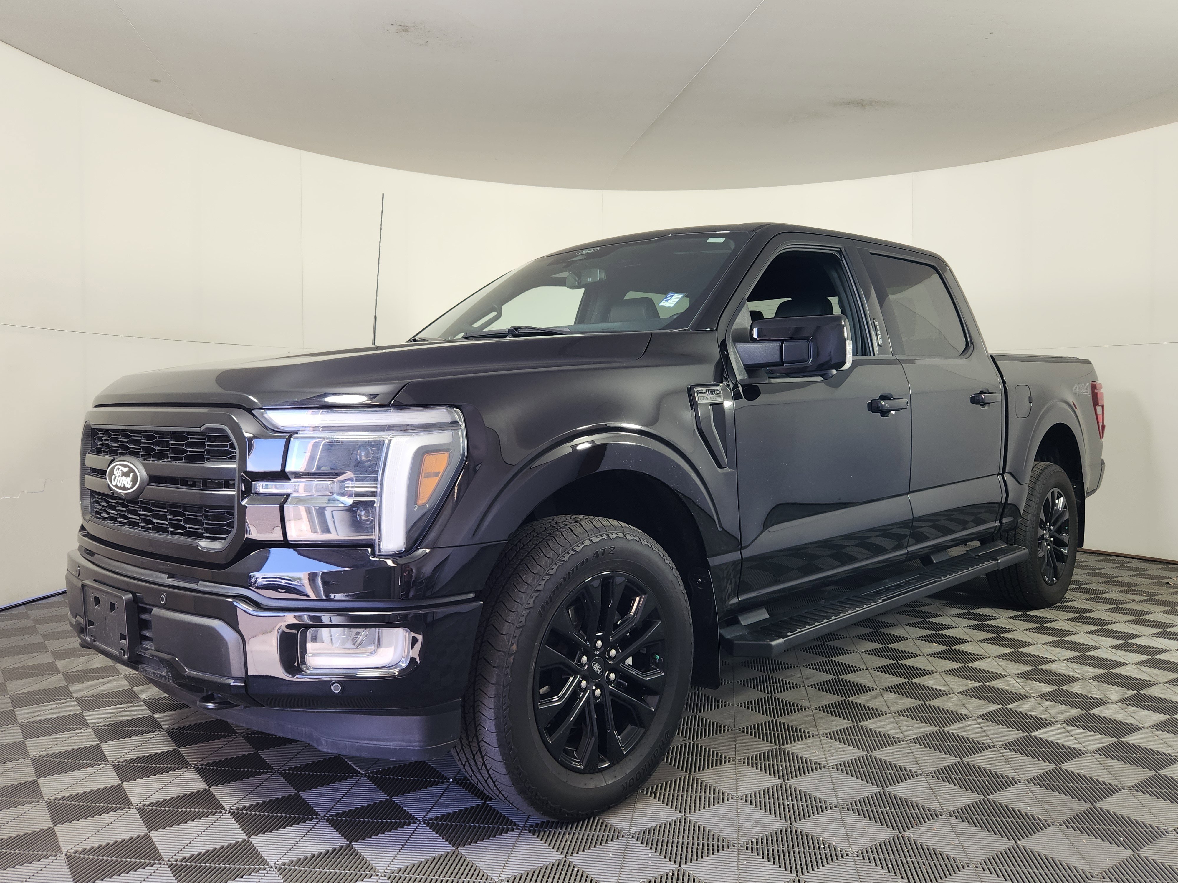Used 2024 Ford F150 Lariat w/ Equipment Group 502A High AWD/4WD image 3