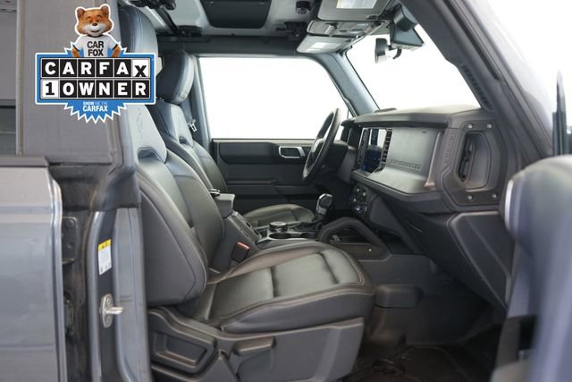 Used 2025 Ford Bronco Badlands image 32
