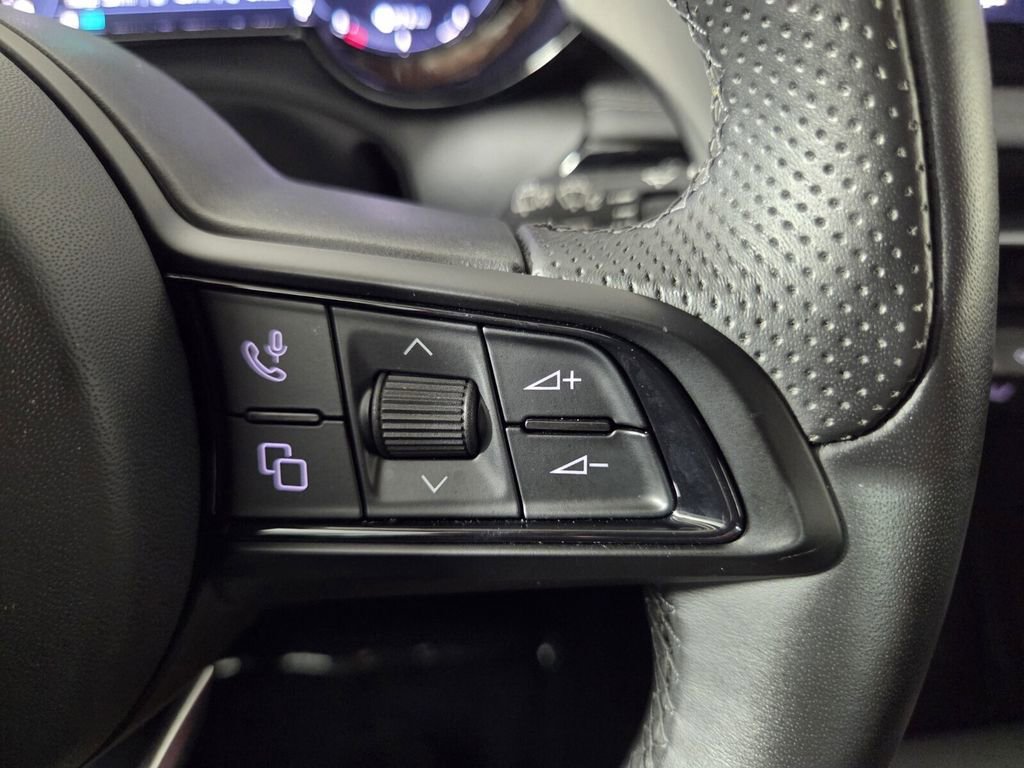 Used 2024 Alfa Romeo Tonale Veloce image 18