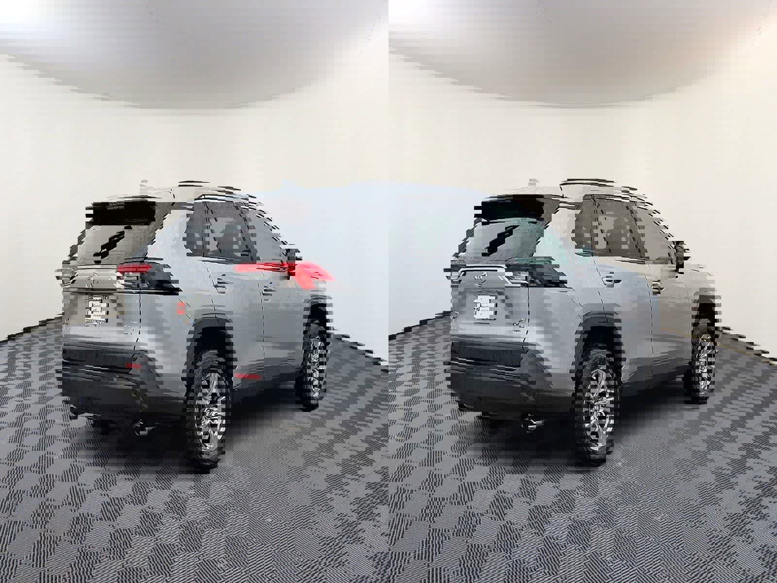 Certified 2025 Toyota RAV4 XLE w/ Convenience Package image 6