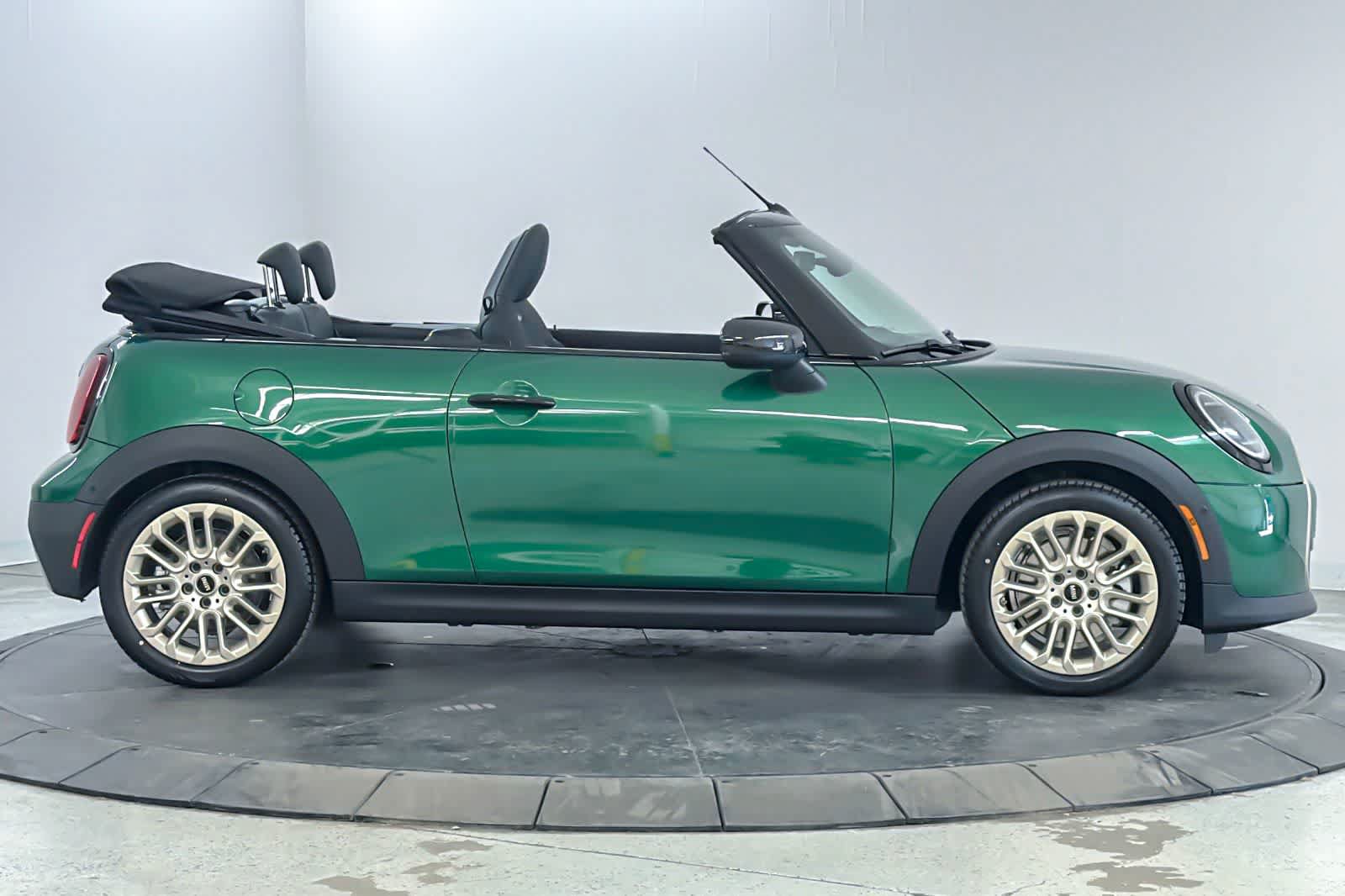 New 2026 MINI Cooper S FWD image 8