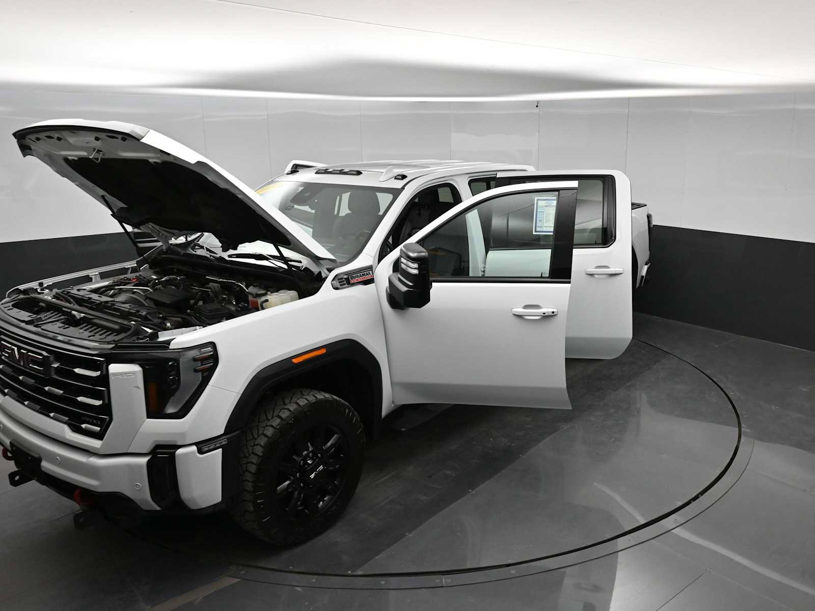 Used 2024 GMC Sierra 2500 AT4 w/ AT4 Premium Plus Package AWD/4WD image 45