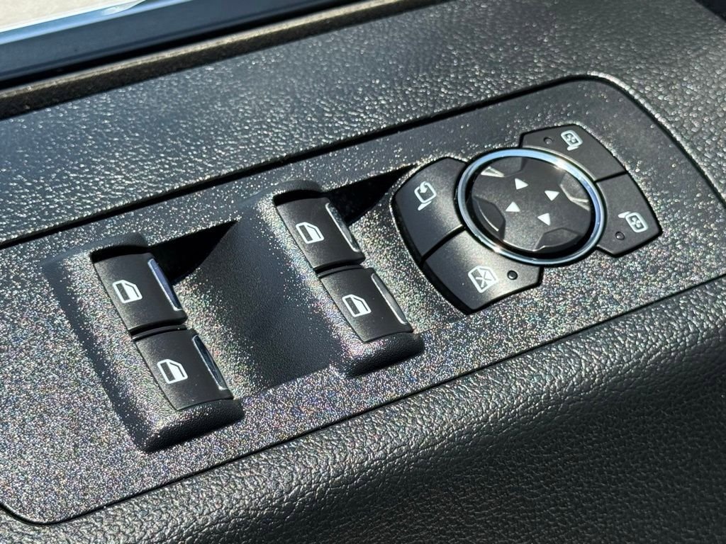 Used 2018 Ford F150 Platinum w/ Equipment Group 701A Luxury RWD image 21