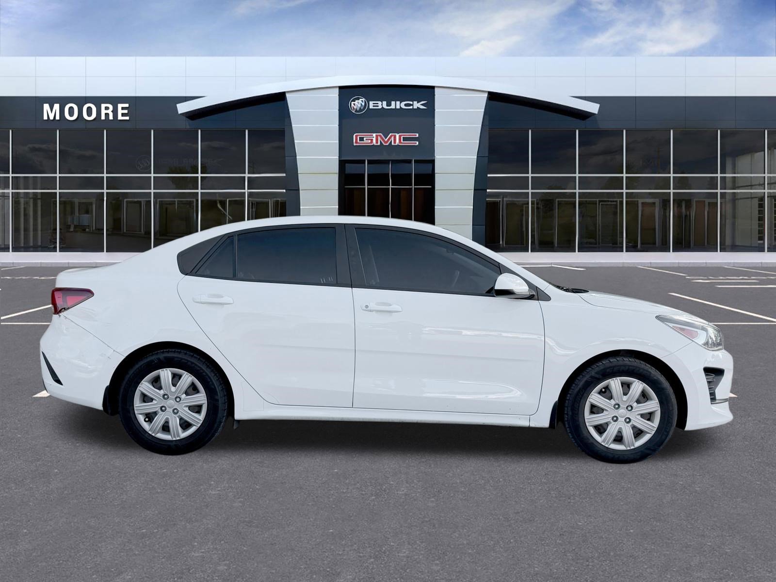 Used 2021 Kia Rio LX image 2