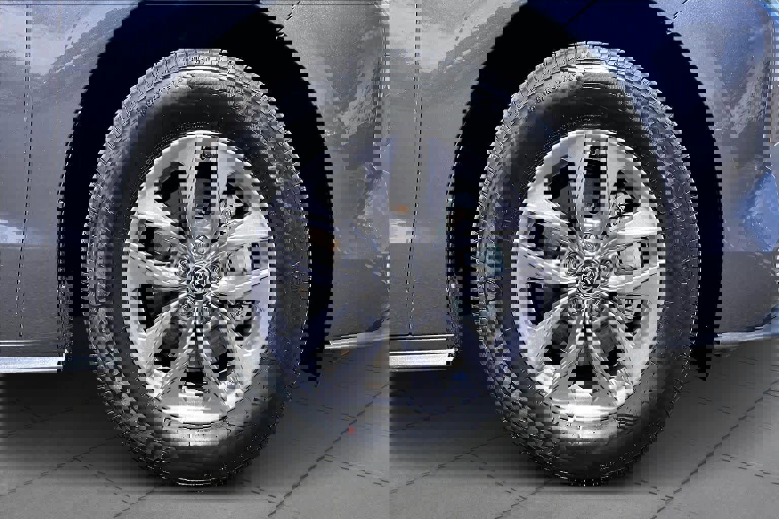 Certified 2025 Toyota Sienna XLE w/ XLE Plus Package image 11