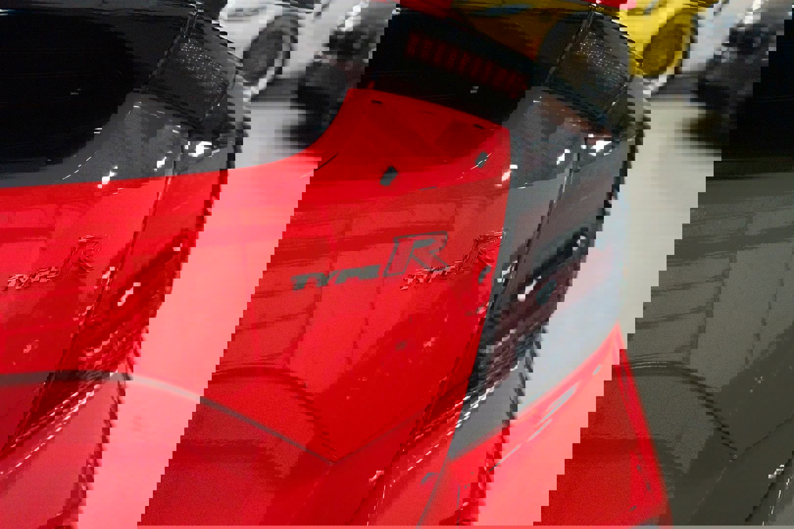 Used 2018 Honda Civic Type R image 10