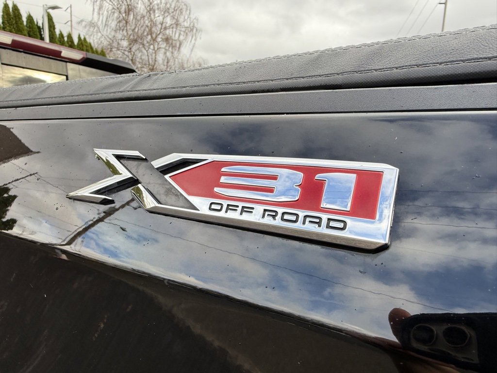 Used 2019 GMC Sierra 1500 SLT w/ SLT Premium Plus Package image 6