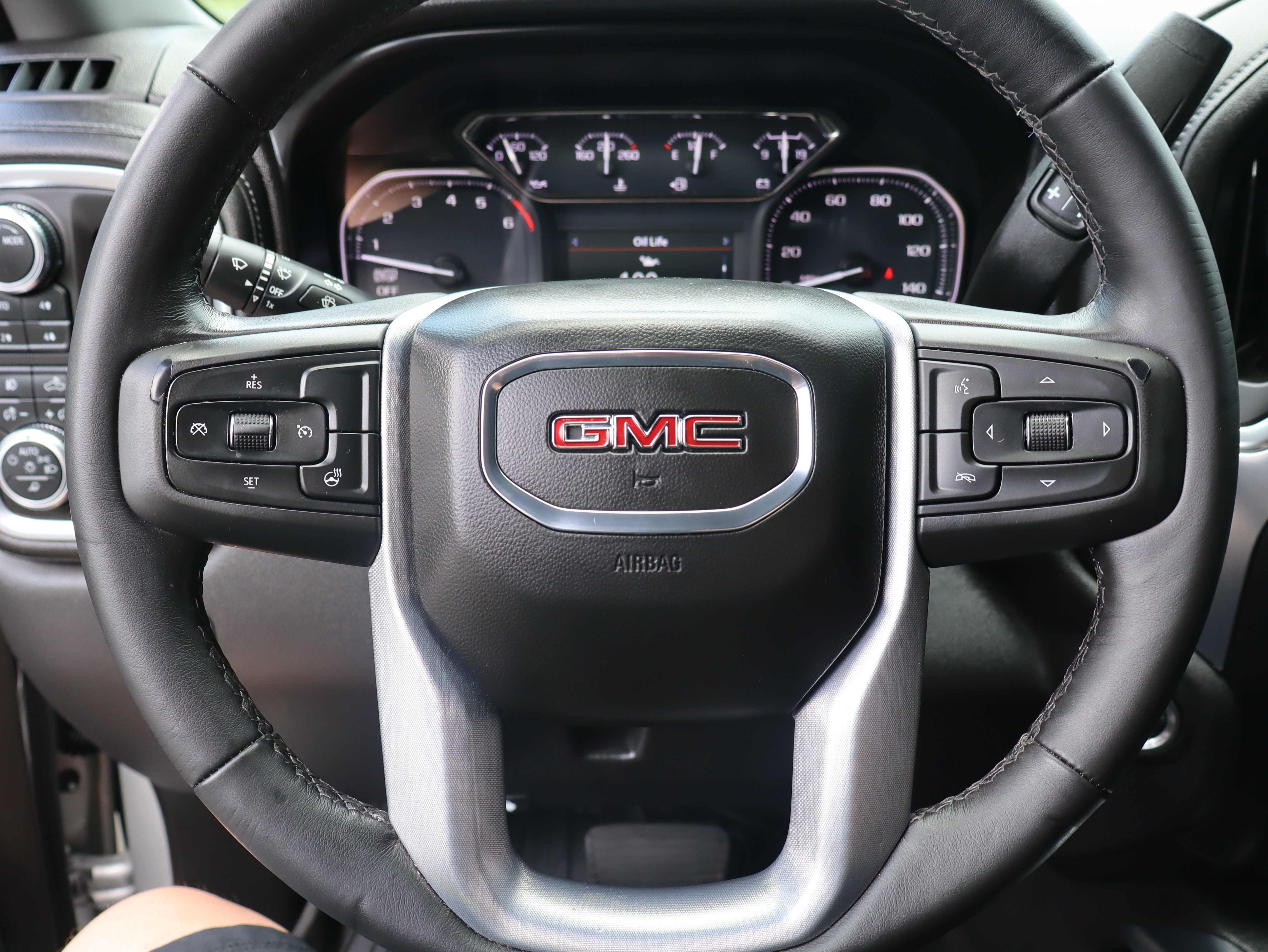 Used 2021 GMC Sierra 1500 SLT w/ SLT Premium Package AWD/4WD image 24