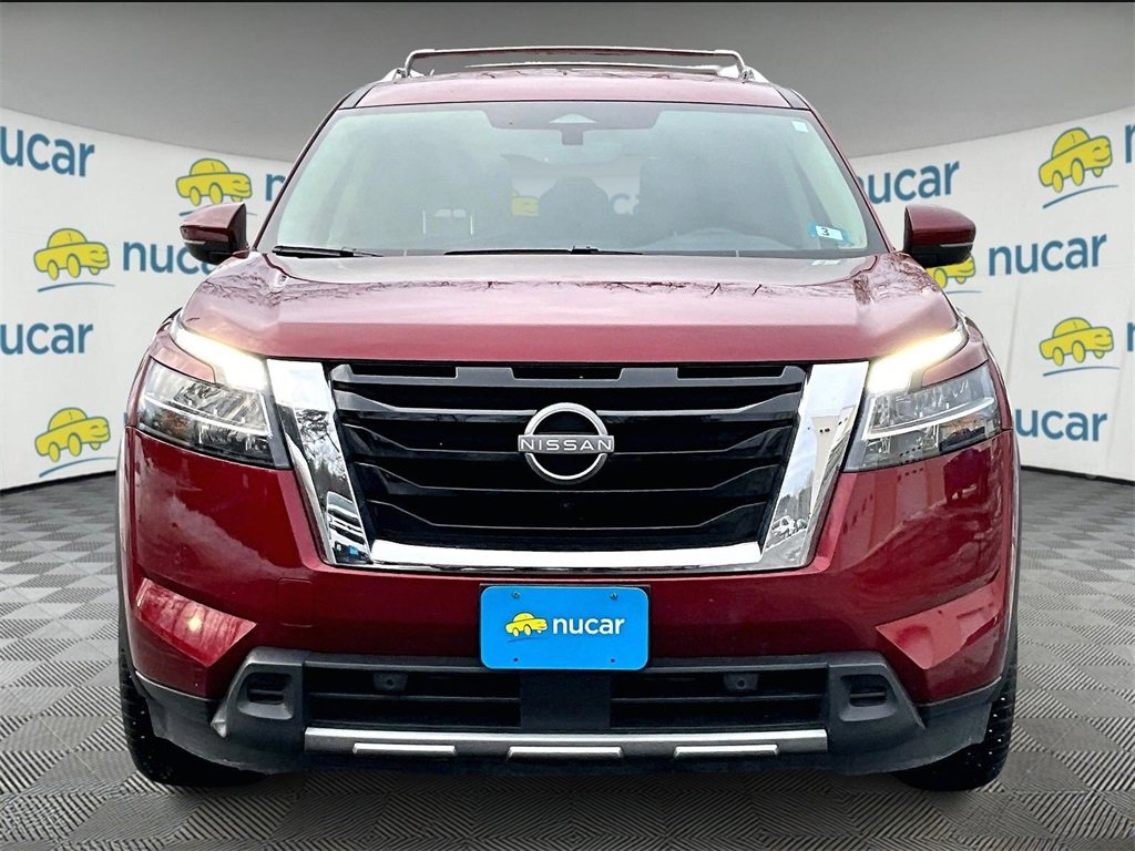 Used 2023 Nissan Pathfinder SL w/ Cargo Package image 3