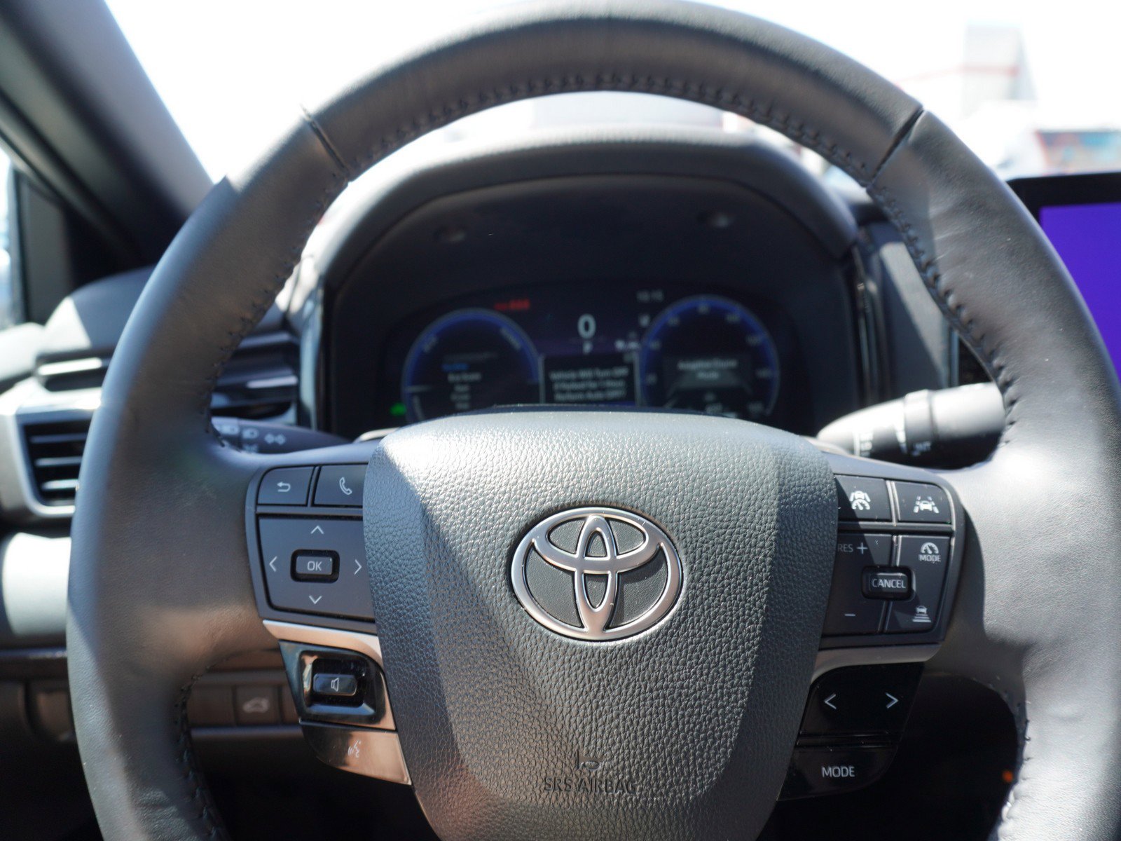 Used 2025 Toyota Camry XSE FWD image 22