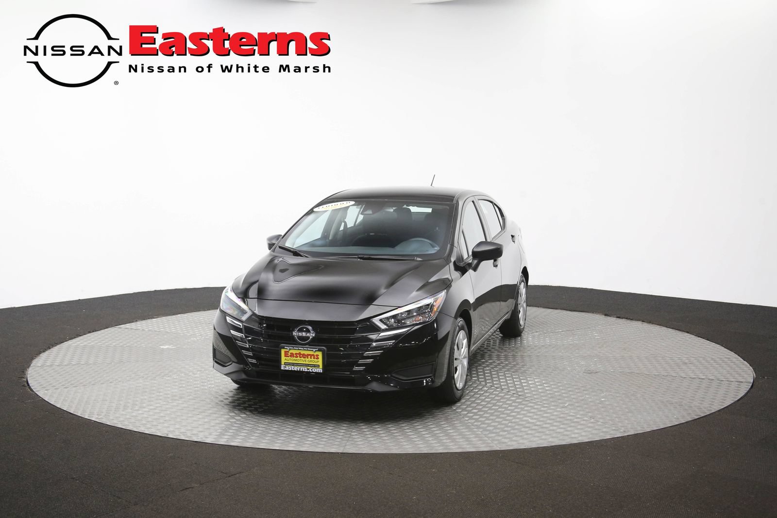 Used 2025 Nissan Versa S FWD image 52