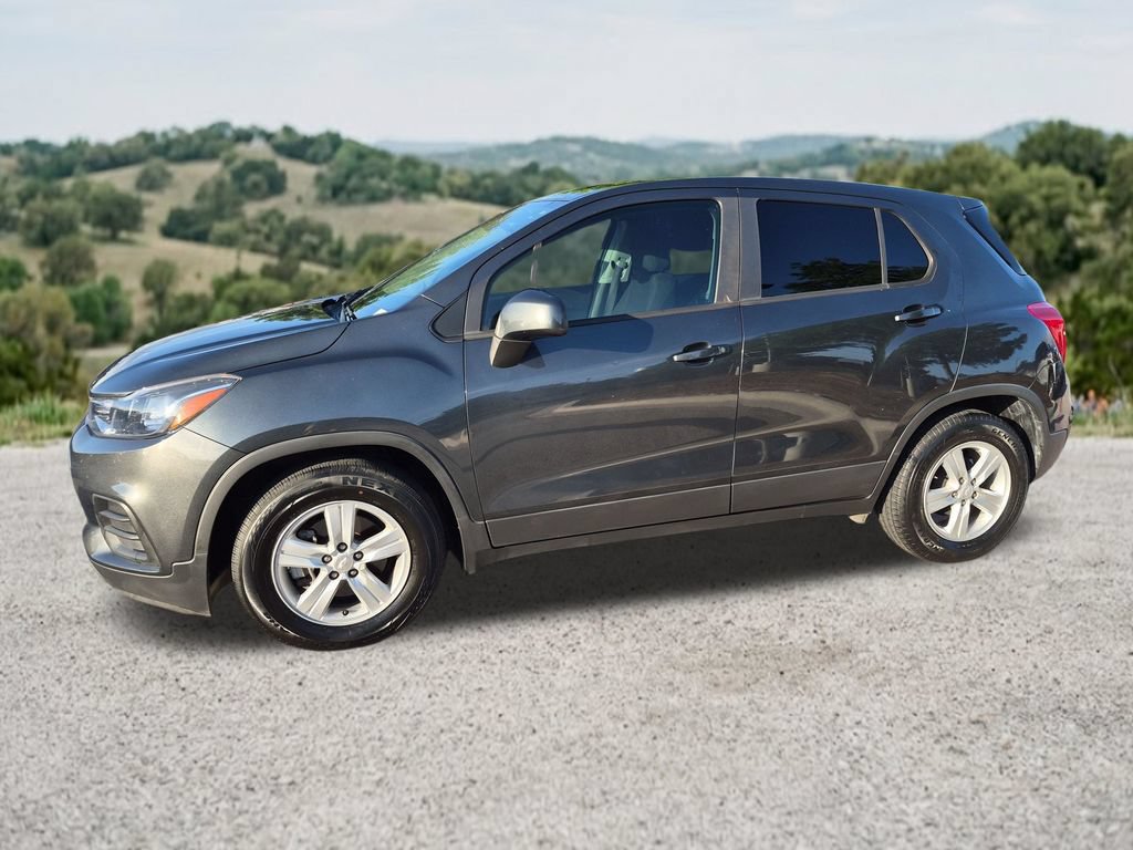 Used 2020 Chevrolet Trax LS w/ Tint and Cruise Package FWD image 4