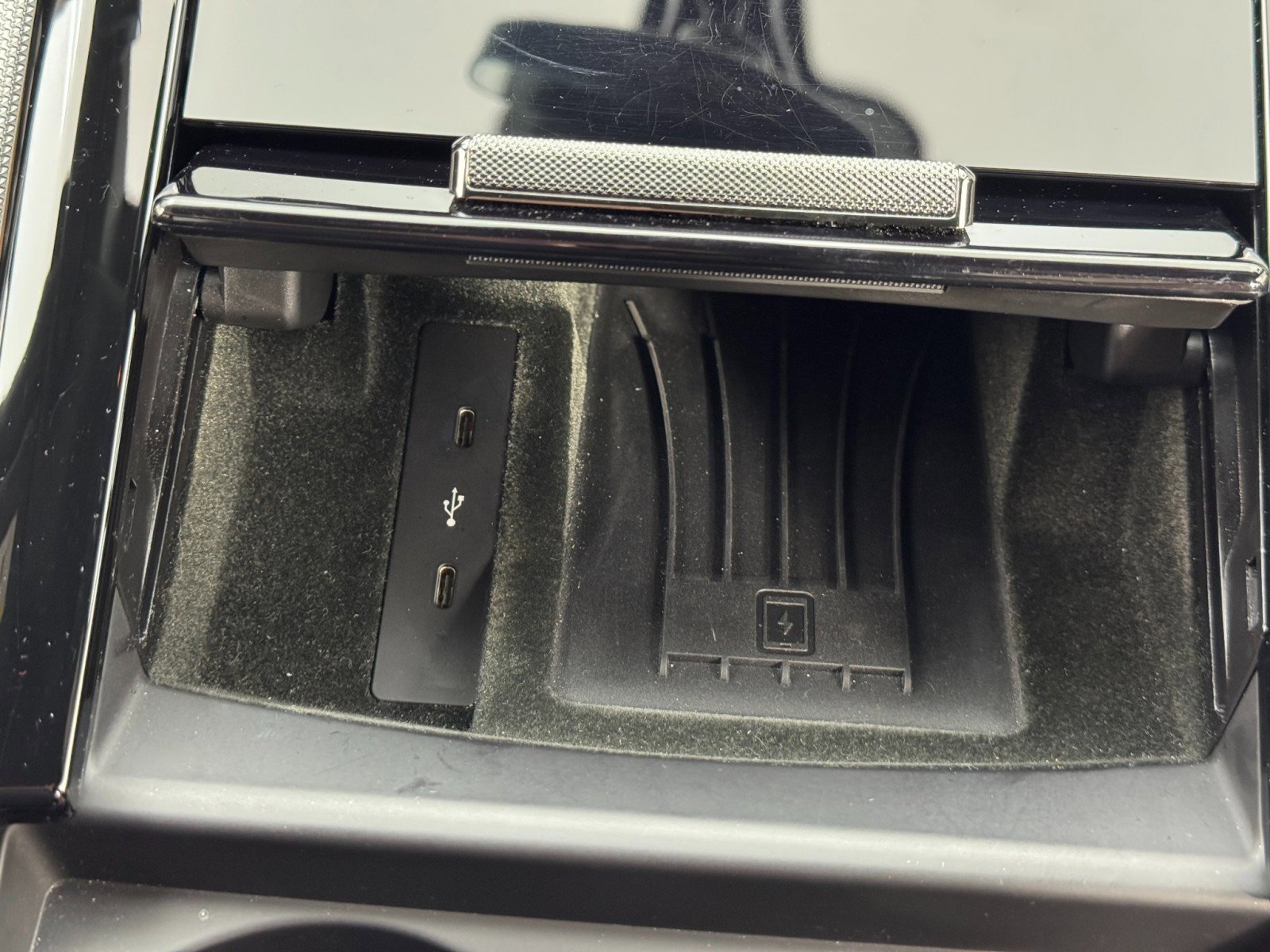 Used 2024 Porsche Panamera 4 w/ Premium Package image 32