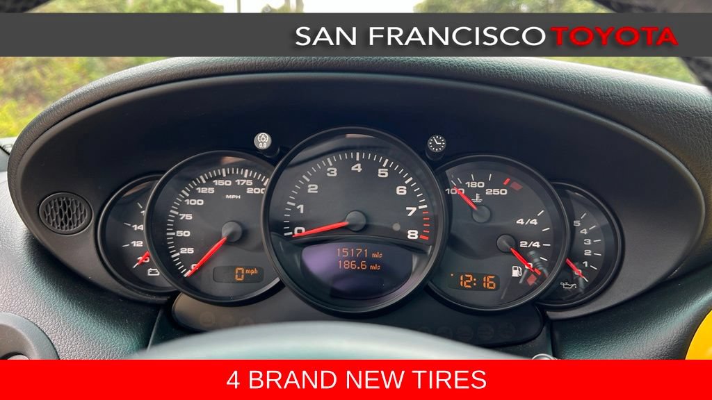 Used 2002 Porsche 911 Carrera 4 AWD/4WD image 25