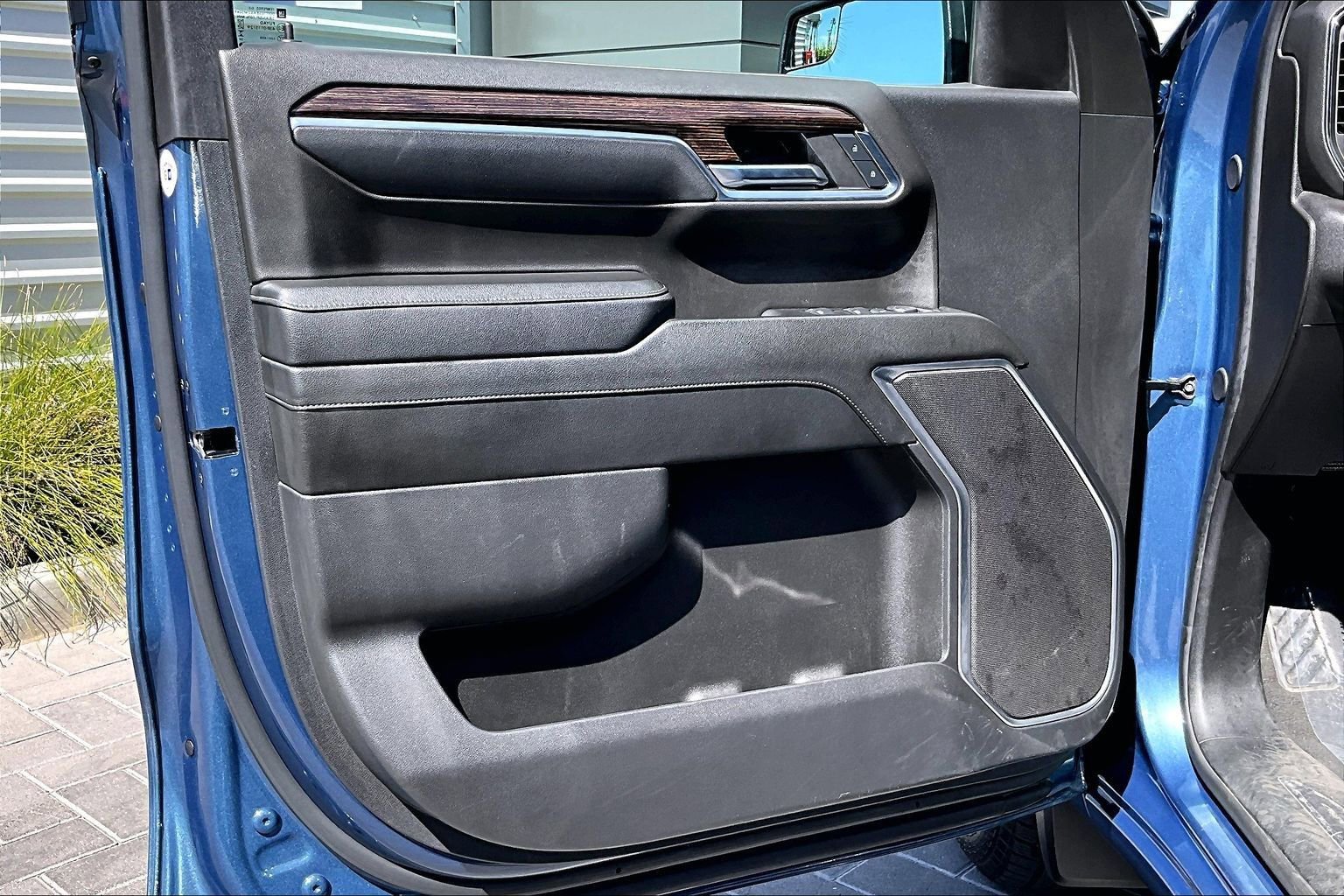 Used 2024 GMC Sierra 1500 SLE image 23