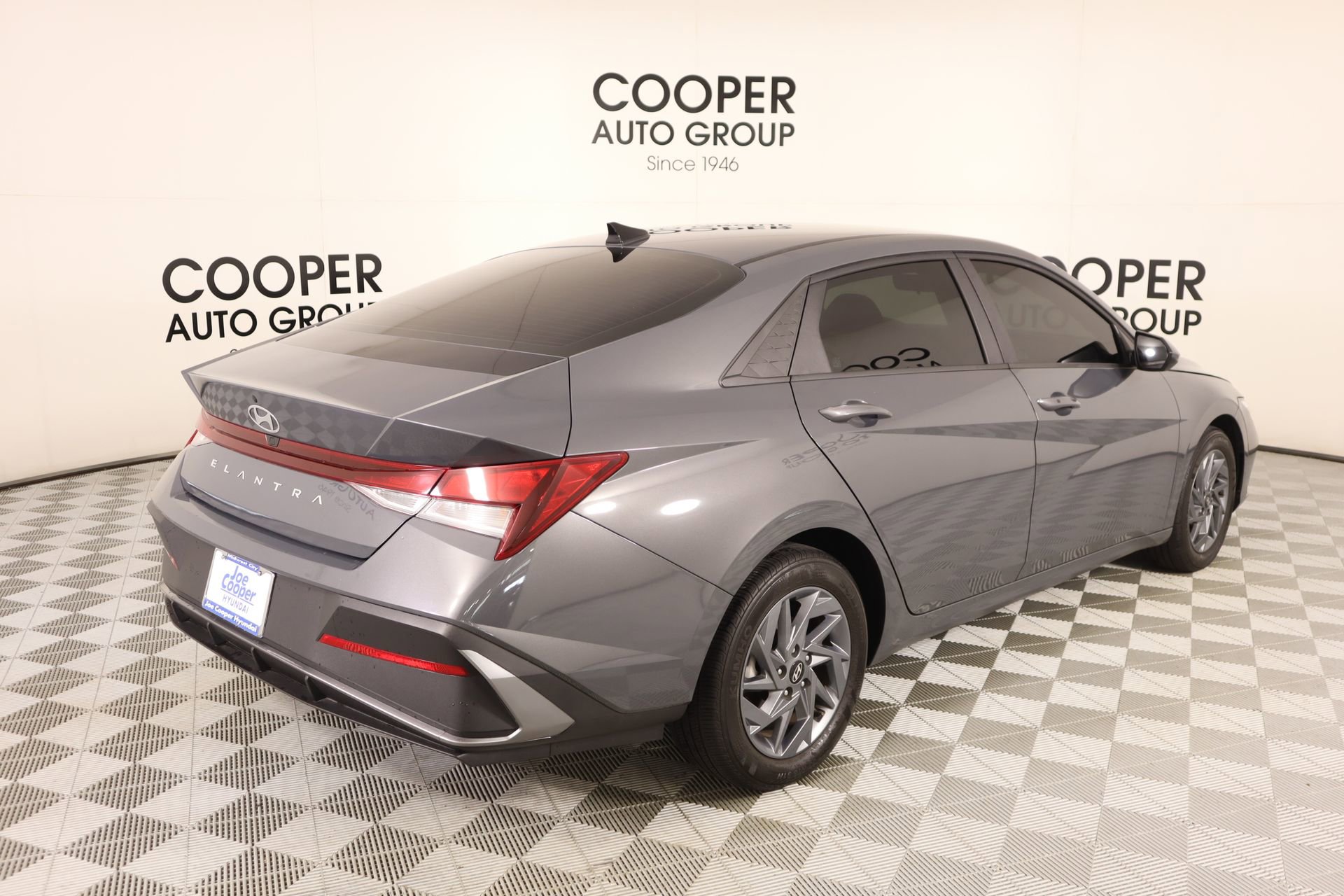 Certified 2024 Hyundai Elantra SEL image 20